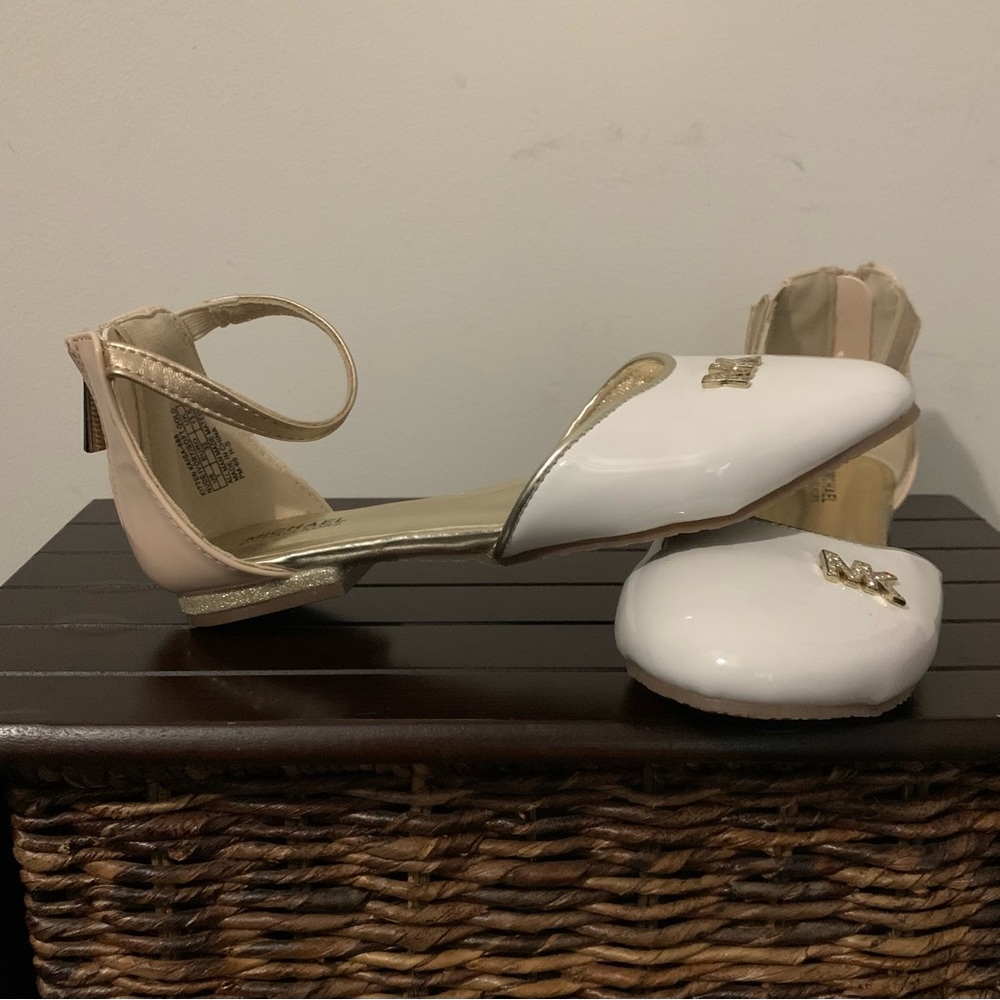 Girl’s Michael Kors Kitten Kaisa Dress Shoes Size 1 NWOB